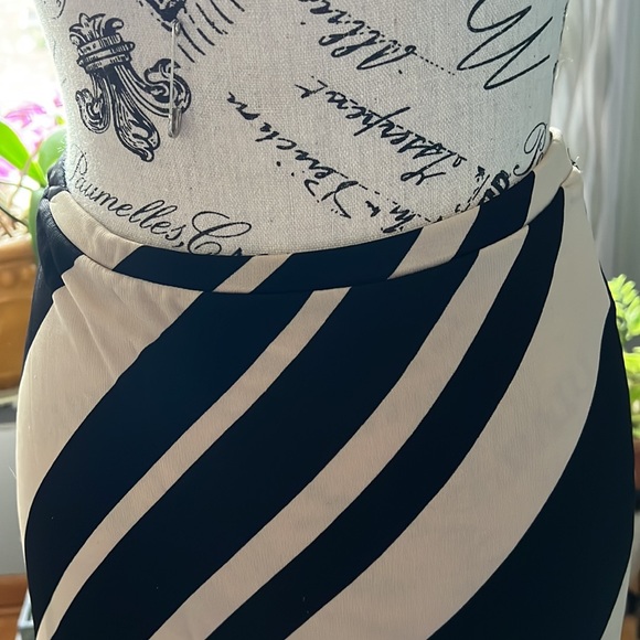 INC midi Skirt - Picture 4 of 5